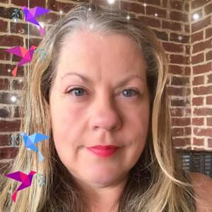 Meet your Posher, Deedee